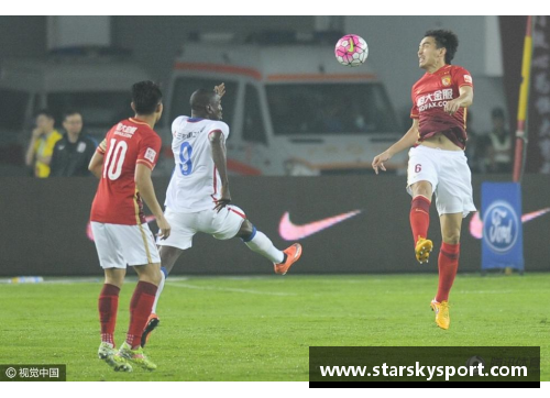 广州恒大1-0战胜上海申花夺得中超榜首，领跑积分榜！